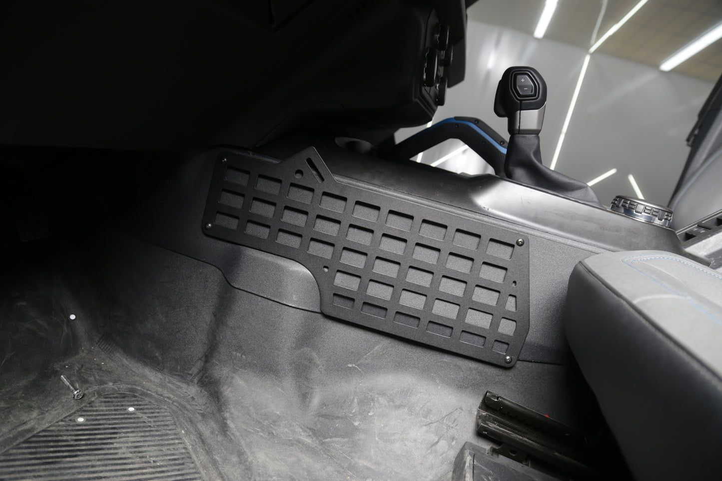 Center console driver side molle panel for Ford Bronco 2021+ (AT)