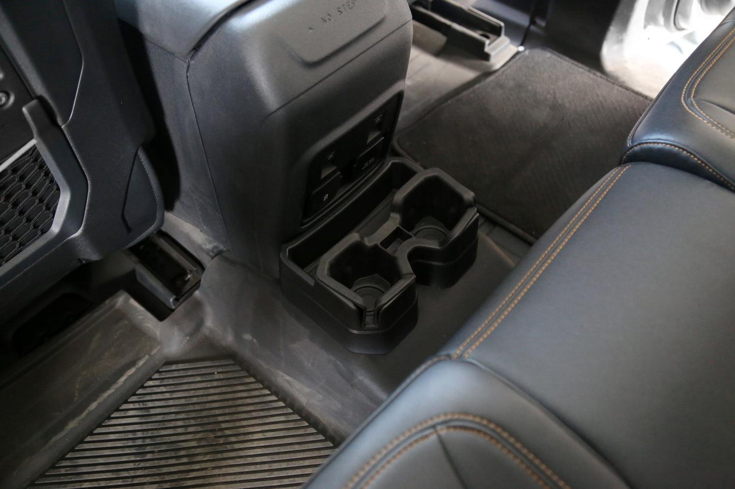 Rear axle bridge cup holder Bronco 2021+ 4 Doors B Style
