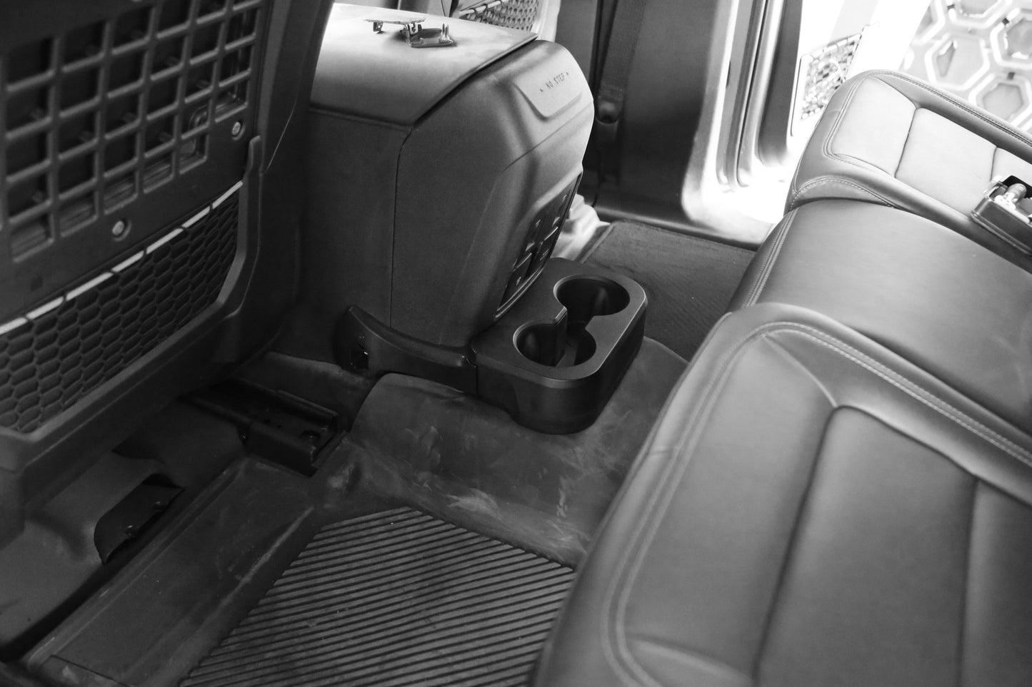 Rear axle bridge cup holder Bronco 2021+ 4 Doors A Style